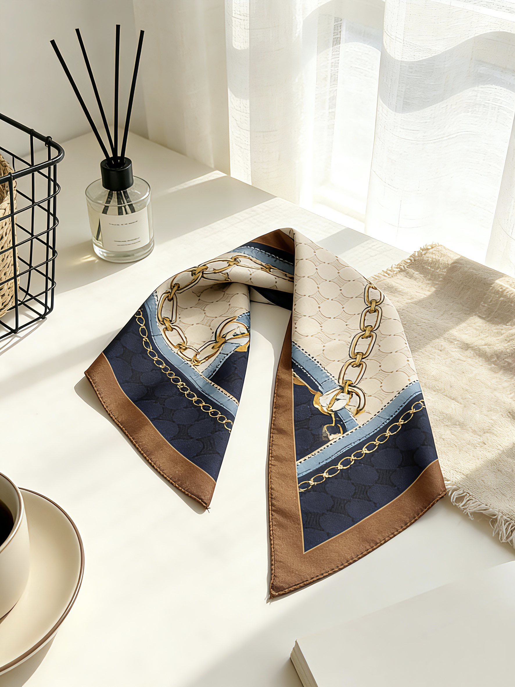 Women's Scarf, Silk-like, 27.6 x 27.6 inches (70 x 70 cm), Neckerchief, Square, Bandana, Elegant, Comm